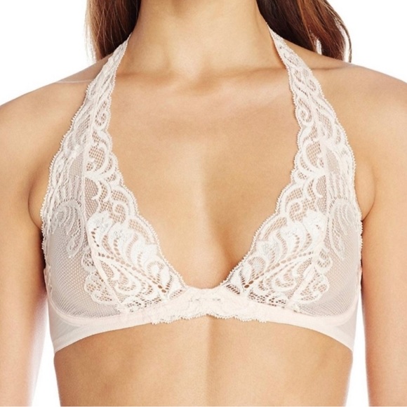 Natori Feathers Wireless Convertible Bra in Tulle - Picture 7 of 9